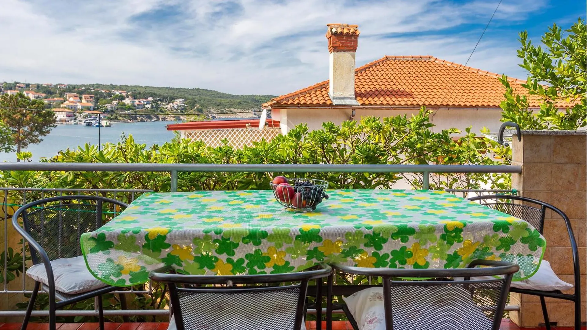 1 Bedroom Lovely Apartment In Silo 0*, Silo (Krk)